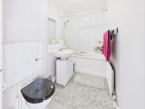 BATHROOM- click for photo gallery
